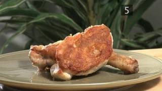 How To Make The Perfect Pan Fry Chicken [upl. by Reeher]