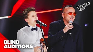 Francesco e il suo violino conquistano Gigi D’Alessio  The Voice Kids 3 Blind Auditions [upl. by Bax336]