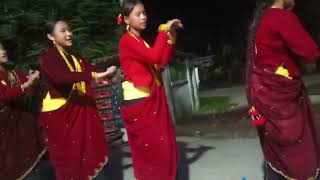 vailo dance 🌷hijaii Rati timilai dekhe sapani ma 😗❤️coverdance keeploving fypシ゚viral [upl. by Collbaith]