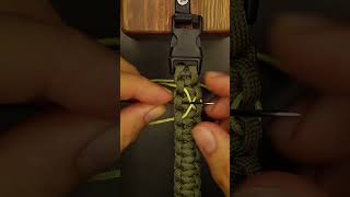 How to Make a Simple Paracord Cobra X MOD Knot Bracelet [upl. by Assenov]