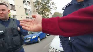 Amenința și agreseazaafiseaza poliția și jandarmiiau gașcă in varf de munte112 monahi atacati [upl. by Linzy135]