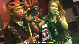 Wedi Karo Bojomu  Eny Sagita  Dangdut Official Music Video [upl. by Arualana]