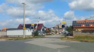 Železniční přejezd Mikulov 1  2082024 [upl. by Soalokcin]