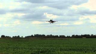 F16 Low approach to landing at Waddington airshow 2014 [upl. by Aietal767]