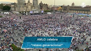 Tras 5 horas de marcha simpatizantes le piden a AMLO reelección dice que no [upl. by Riker926]