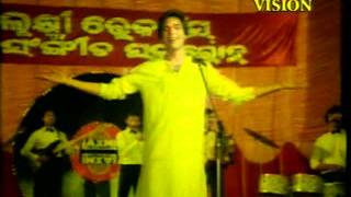 MohdAzizMun Paradesi Chadhei Gaaeebara Swapna Nei in Odia Movie Maanini [upl. by Jodi]