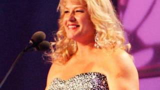 Wendi Richter speaks at the WWE Hall of Fame 2010 induction [upl. by Eellah]