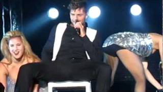 Livin la vida loca amp She bangs  Ricky Martin  Lima 2011 [upl. by Harriet134]