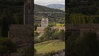 Abbaye médiévale de Lagrasse  Aude [upl. by Erodasi]