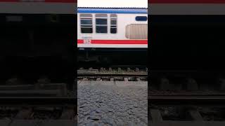 Dematagoda railwaystation srilankatrainasiancountry ceylon srilankarailway southasiaviralvideo [upl. by Hsetih]