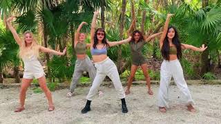 Now United Dancing to Paradise in Paradise [upl. by Sousa]