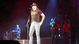 Trace Adkins performing Train Train [upl. by Seadon]