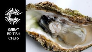 How to open an oyster [upl. by Airdnua]