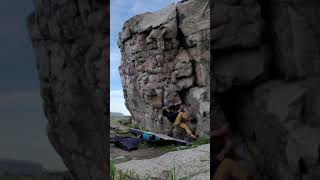 Big Rock Bouldering  Firth Jug Haul V2 [upl. by Mcclary]