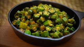 Vendakkai Poriyal Vendakka Mezhukkupuratti Okra Stir fry Bhindi Stir fry  Kothamally [upl. by Derril874]