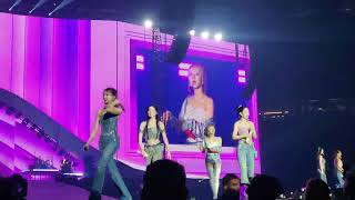 MOMO VS JEONGYEON LIKEY DANCE BREAK  TWICE READY TO BE WORLD TOUR LIVE AT ARLINGTON TEXAS [upl. by Bryant]