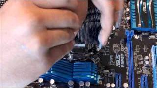 Intel Sandy Bridge i7 2600k LGA1155 unboxing amp Installation [upl. by Sahpec]