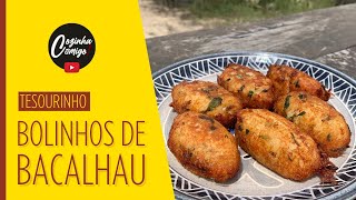 BOLINHOS DE BACALHAU  FÁCIL E RÁPIDO [upl. by Anirahc]