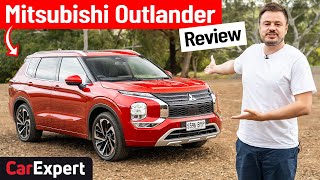 2022 Mitsubishi Outlander 7 seat review inc 0100 [upl. by Garlanda]