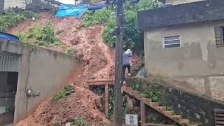 Chuvas em Teresópolis Deslizamento de terra na rua Capixaba na Granja Primor [upl. by Mar941]