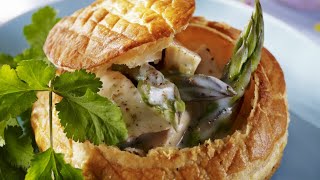 Recette  Vol au vent au poulet [upl. by Akimad]