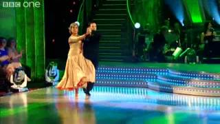 Strictly Come Dancing  Week 1  Show 1  Lynda amp Darren  Tango [upl. by Jun]