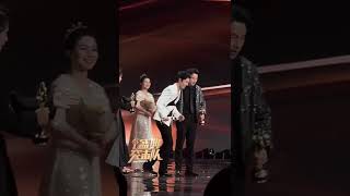 肖戰 xiaozhan 互讓C位舞蹈 the give centre stage dance  微博之夜Weibo Night 2023 【20240113】 [upl. by Heather]