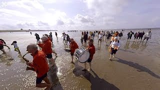 360 Grad VR Wattenlaufen mit Musik in Büsum 4K [upl. by Essenaj826]