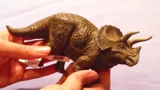 Jurassic Park Papo Triceratops Review [upl. by Atinit321]