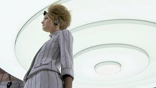 Chanel  Haute Couture Fall Winter 20052006  Paris Fashion Week [upl. by Milinda60]