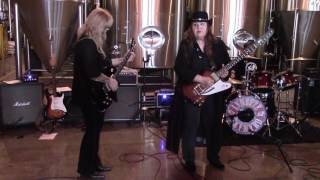 Gimme Back my Bullets cover Lynette Skynyrd 2016 featuring Pam Croft rhythm guitar 2107 [upl. by Ellerrehs]