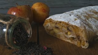 STRUDEL DE MANZANA  MATIAS CHAVERO [upl. by Inattirb]