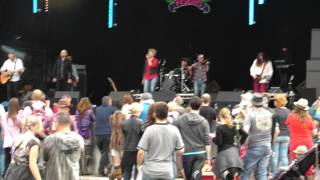 Merry Hell  Rosannas Song live at Wychwood festival  31st May 14 [upl. by Devland318]