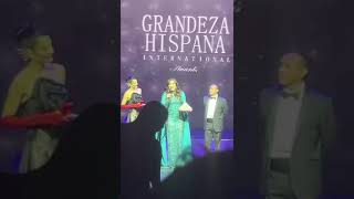 Aleida Nuñez en los premios Grandesa [upl. by Mulac398]