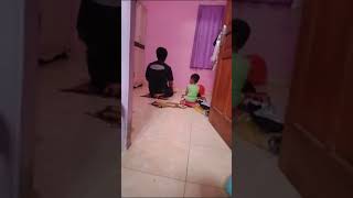 Anak Lanang ngikutin bapaknya Sholat [upl. by Sivie]