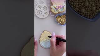 Ombré 🐣 cookiedecorating eastercookies [upl. by Treat]