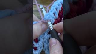 Attaching granny squares with a zig zag join but adding a ch1 [upl. by Gnous651]