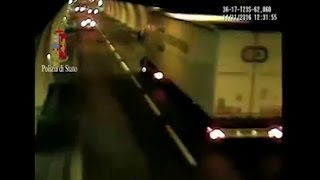 Sicurezza stradale il video degli incidenti nel tunnel della Valassina [upl. by Airamzul]