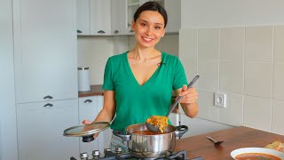 Настоящий БОРЩ Готовит украинка Мой семейный рецепт вкусного украинского борща [upl. by Nerval]