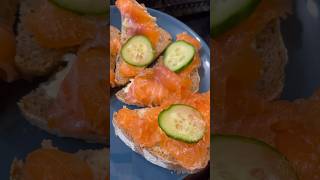 МАЛОСОЛЬНЫЙ ЛОСОСЬ БЫСТРЫЙ РЕЦЕПТLIGHTLY SALTED SALMON A QUICK RECIPE рецепт cooking food [upl. by Lysander]