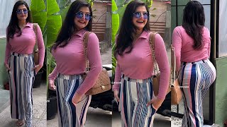 OMG What was that 😱 Zareen Khan crossing LIMITS of Boldness in Tight Outfit [upl. by Selig]