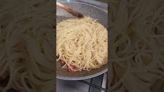 Spaghetti pancetta affumicata uova  carbonara simplice ma gustoso [upl. by Nilyak]