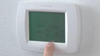 Chronotherm Vision Modulation aantal perioden per dag aanpassen  Honeywell Home [upl. by Gorey]