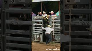 The Dragon slayer quotJBquot Mauney at the BANDERA PRO RODEO MEMORIAL DAY WEEKEND STAMPEDE shorts [upl. by Nasas]