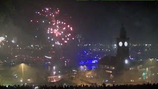 Silvesterfeuerwerk 2015  2016 HamburgLandungsbrücken [upl. by Annairoc]