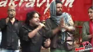 Kailash Kher Sings Mehangai Song With Prakash Jha  Chakravyuh On Location [upl. by Mathilda]