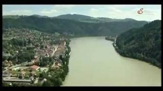 Flug entlang Donau 14 Passau bis Obernzell Flight along Danube [upl. by Tacye526]