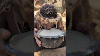 Wow what a delicious Juice Hadza boys prepares today 😋😍‼️ So delicious villagelife food cooking [upl. by Shumway]