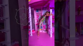 a Barbie quer usar o banheiro barbie casadabarbie infantil youtubekids [upl. by Genevieve51]