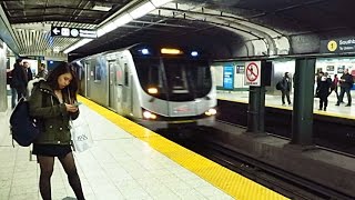 Toronto Subway  Yonge Line Bloor to Dundas [upl. by Hanson225]